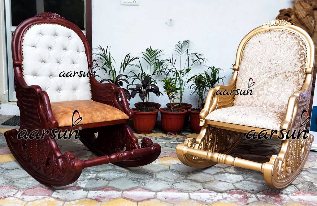 पारंपरिक टीक रॉकिंग चेयर view 5
