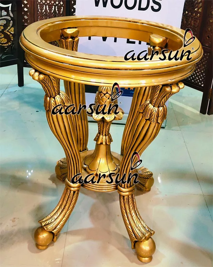रॉयल गोल्ड पॉलिश और टीक वुड में नक्काशीदार साइड स्टूल के साथ रॉयल हाई बैक कुर्सियाँ view 5