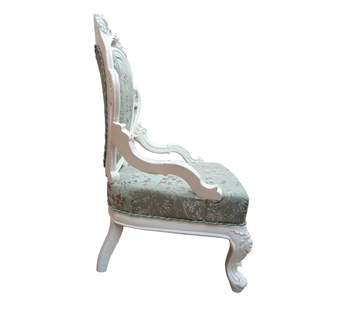 Traditional Armchair view 4